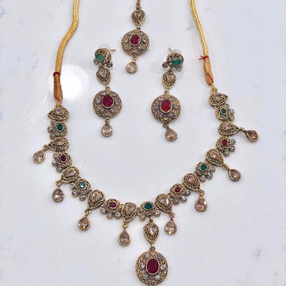 Jewelry - Beautiful Stone Egyptian Necklace earring + Tikka
